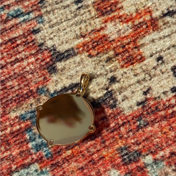 Like New Awe Inspired Manifestation Locket 14K Yellow Gold Vermil - Picture 4 of 10